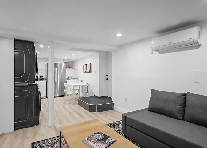 Shadyside, Pittsburgh, Modern And Quiet 1 Bedroom Unit1 With Free Parking *