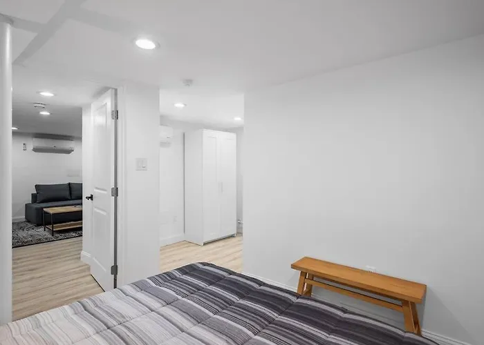 Shadyside, Pittsburgh, Modern And Quiet 1 Bedroom Unit1 With Free Parking *