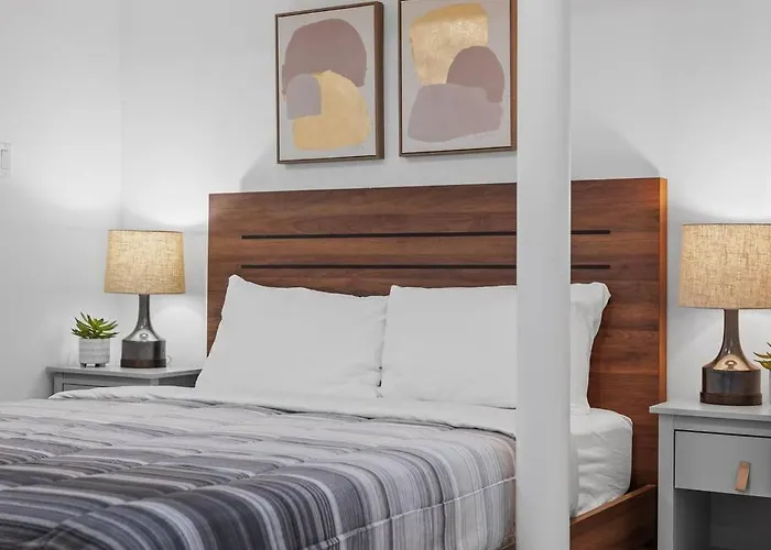 Shadyside, Pittsburgh, Modern And Quiet 1 Bedroom Unit1 With Free Parking