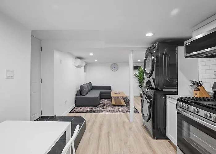 Shadyside, Pittsburgh, Modern And Quiet 1 Bedroom Unit1 With Free Parking Apartment Pittsburgh